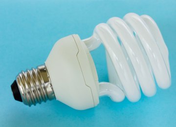 Broken CFLs Harmful 