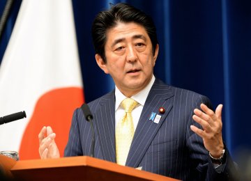 Abe Vows to Accelerate Economic Recovery