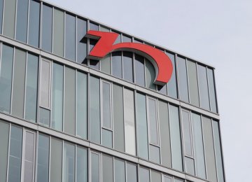 German Company Bankruptcies Fall