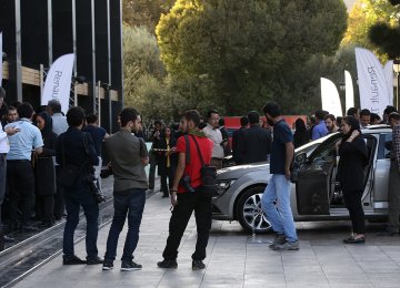 Vahdat Hall played host to the car manufacturer Renault Pars for the unveiling of its new Talisman model.