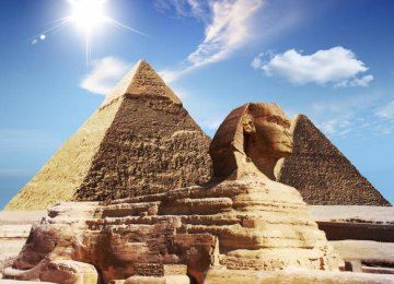 Egypt Expects Moderate Tourism Growth