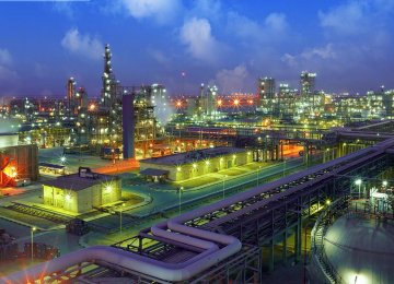 Iran Petrochemical Production Near 45m Tons, Exports Earn $10b