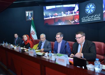 Capital Intelligence participated in a gathering hosted by the Center of Investment and Consultancy Services  in tehran on April 21. (Photo: Saeed Ameri)