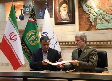 Iran: Defense Ministry Signs €140m Deal to Build 44 Vessels