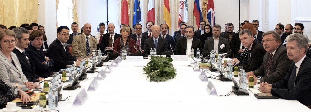 Iran Wants EU to Present Economic Package Compensating US JCPOA Withdrawal