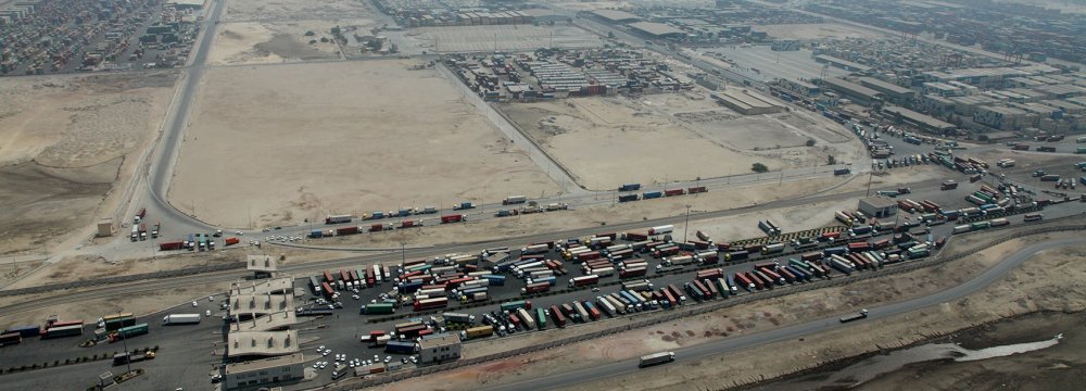 Iran&#039;s Non-Oil Foreign Trade Falls 7.8 Percent to $55 Billion