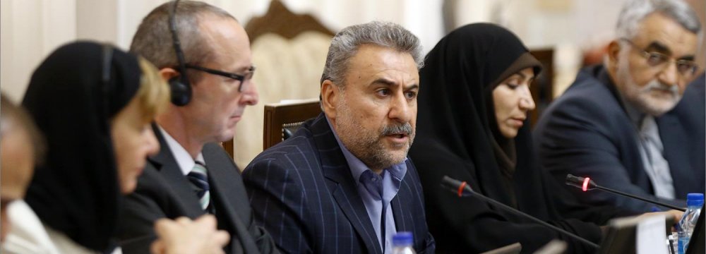 Iranian MP Underscores Need to Retain EU Ties  