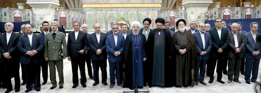 Rouhani Says Gov’t Strives to Address Economic Problems