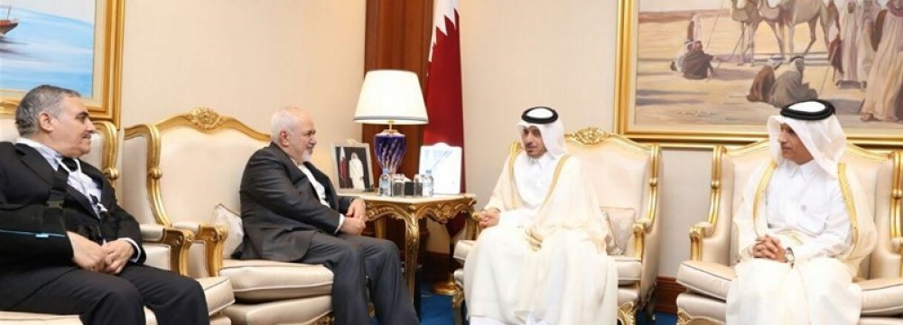 Qatari Premier, Zarif Discuss Ties, Region 