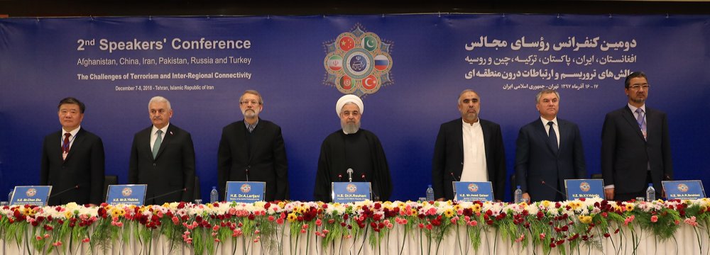 Rouhani Outlines Roadmap for Stronger Region 