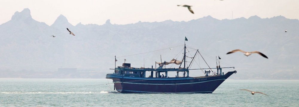 Saudi Arabia Frees 3 Iranian Fishermen