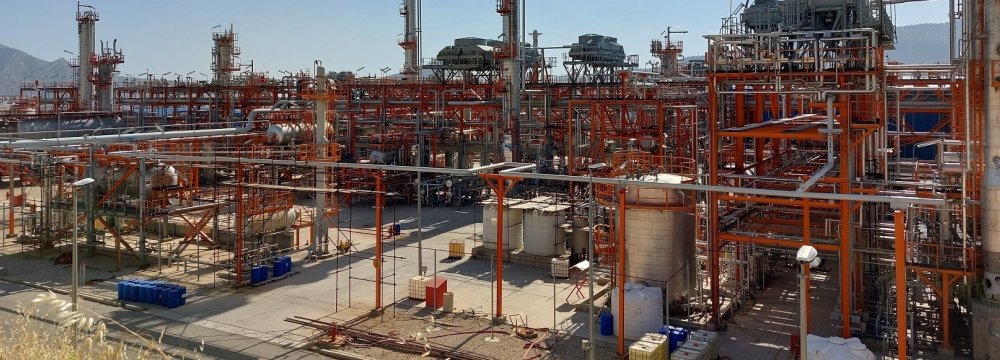 Ibn Sina Petrochem Company Could Be Completed in Three Years