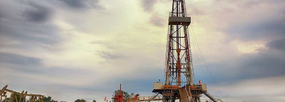 Azadegan Oilfield Output to Reach 570,000 bpd