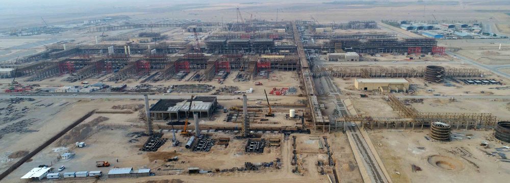 Middle East’s Largest Gas Refinery to Open in August in Khuzestan