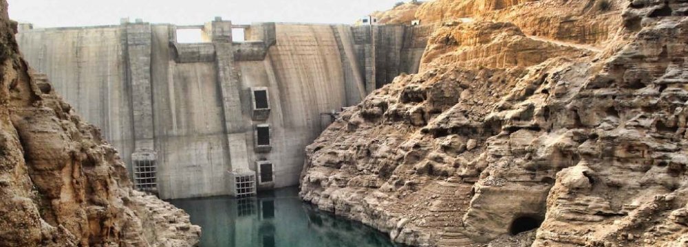 Dams to Help Store Surface Runoff in Bushehr 