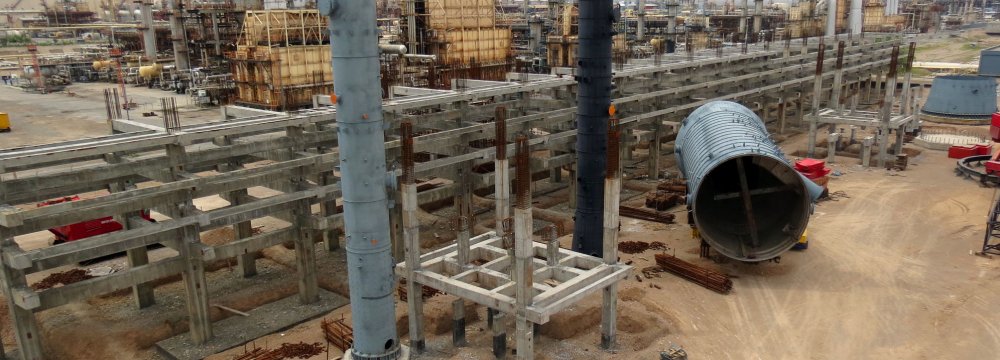 Euro-5 Diesel Production to Reach 20 million l/d in Isfahan Refinery