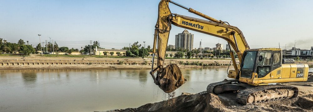 Karkheh River Dredging Serves Multiple Purposes