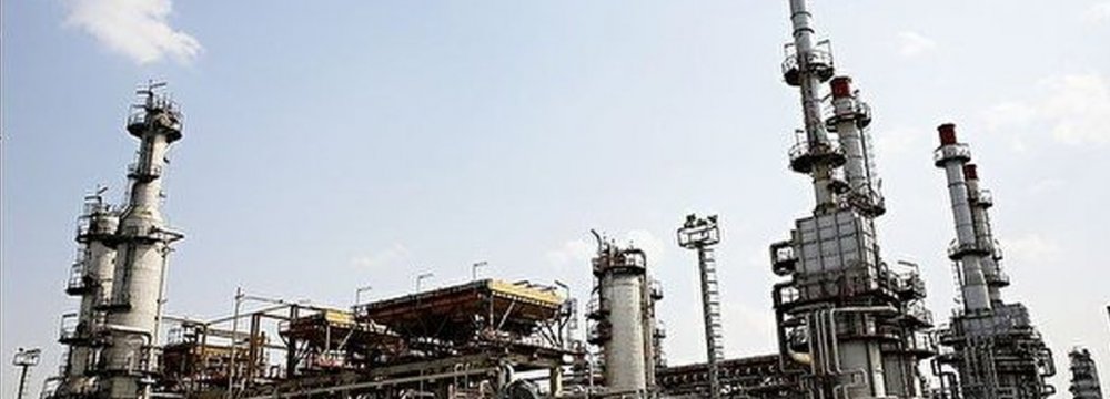 Tehran Refinery to Commence Euro-5 Gasoline Production