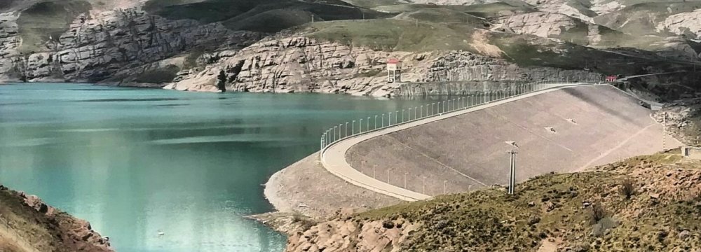 Gov’t Insists on Building Dams 