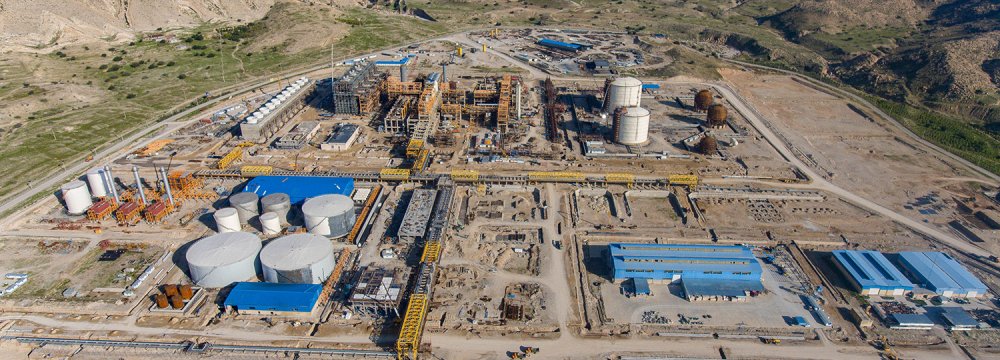 Gachsaran Petrochem Plant to Come on Stream by March 2023