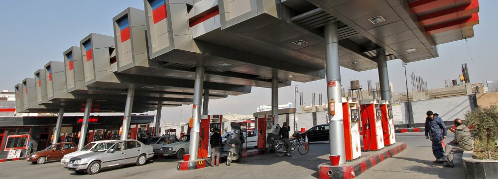 Iran: Gasoline Rationed Again, Exorbitant Rise in Prices