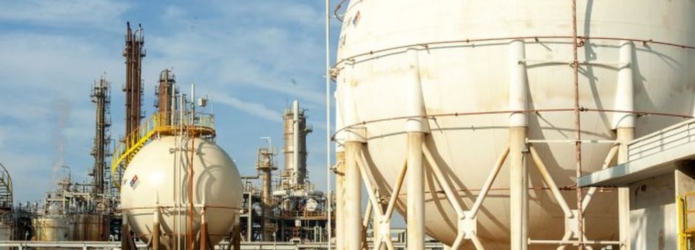 Mahshahr Petrochem Plant Boosts PVC Capacity in Nine Months
