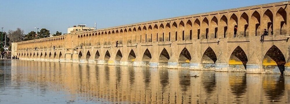 920-Km Pipeline Project to Help Ease Water Shortage in Isfahan