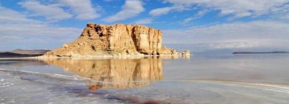 Recycled Sewage to Help Revive Lake Urmia Without Environmental Costs ...