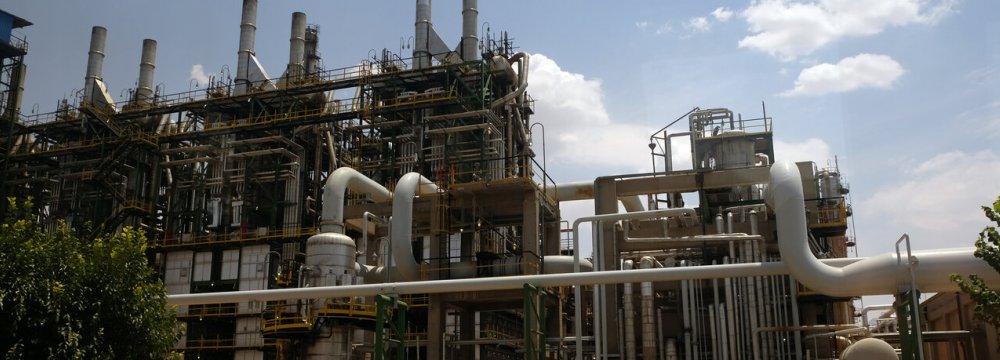 Petrochem Company in Lordegan Starts Ammonia Production
