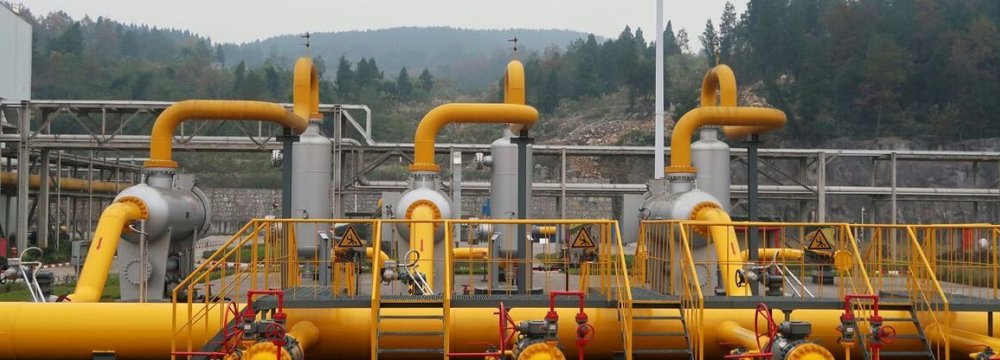 Iran to Resume Construction of Gas Pipeline to Oman  