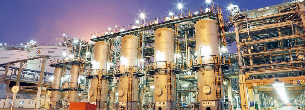 Main Petrochem Co. Forecasts 40% Rise in Production by 2021