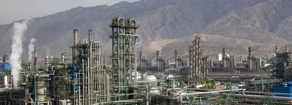 Iran's Jam Petrochem Co. Catering to Local Needs, Export Market