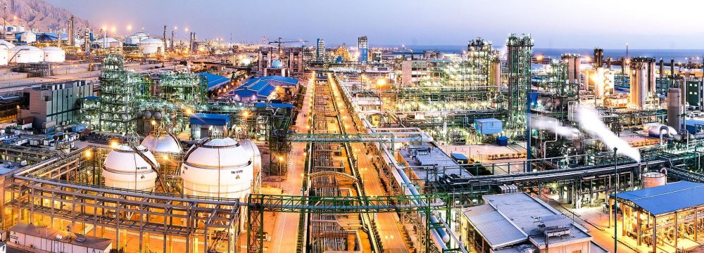 Iran Petrochem Output to Reach 133 Million Tons by 2025