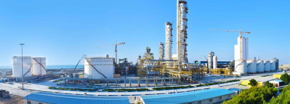 2 Petrochemical Projects in Bushehr Near Completion 