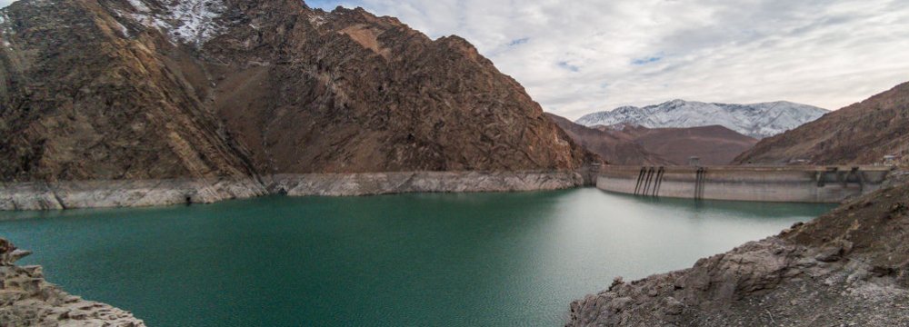 Despite 300% Increse in Rainfall  Tehran Dams Still in Deficit  