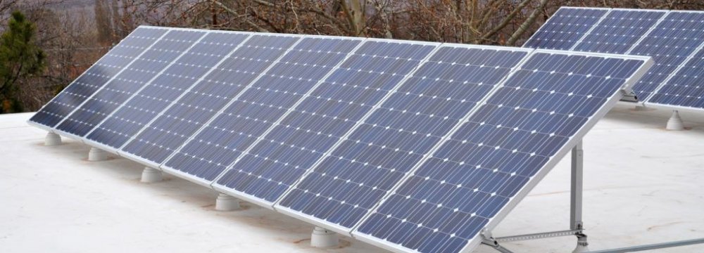 Solar Power Plant in Damghan Linked to National Grid