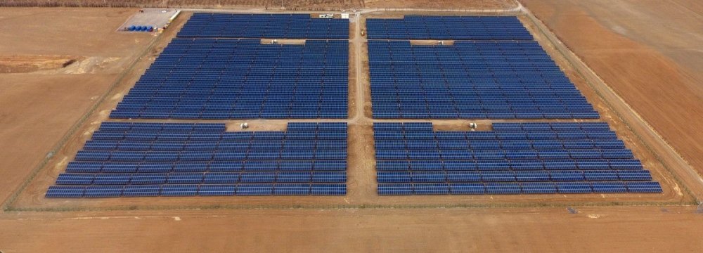 Construction of Rural Solar Power  Stations in Isfahan Gains Impetus