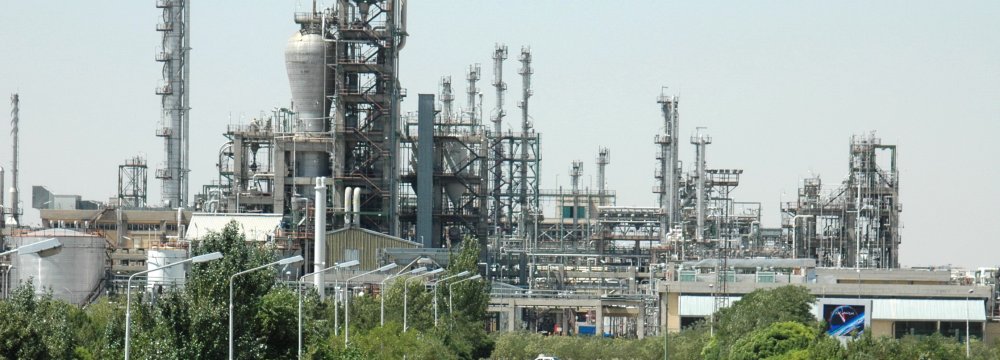 Tabriz Petrochem Company Signs Agreement With Russian SIBUR