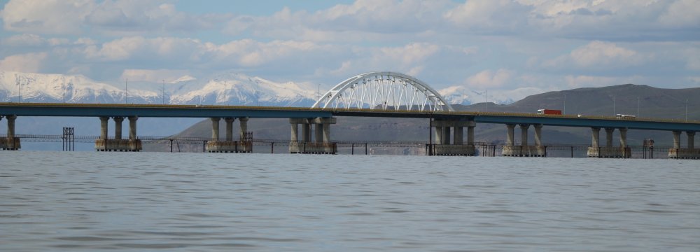 Urmia Lake Coming Back Slowly  