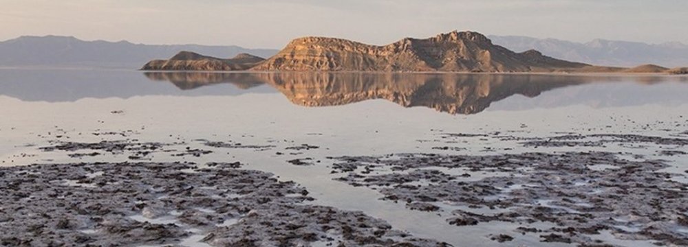 Water From West Azarbaijan Dams Flows Into Lake Urmia