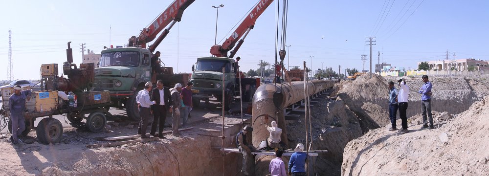 Minab-Bandar Abbas Water Pipeline Gets New Lease of Life 
