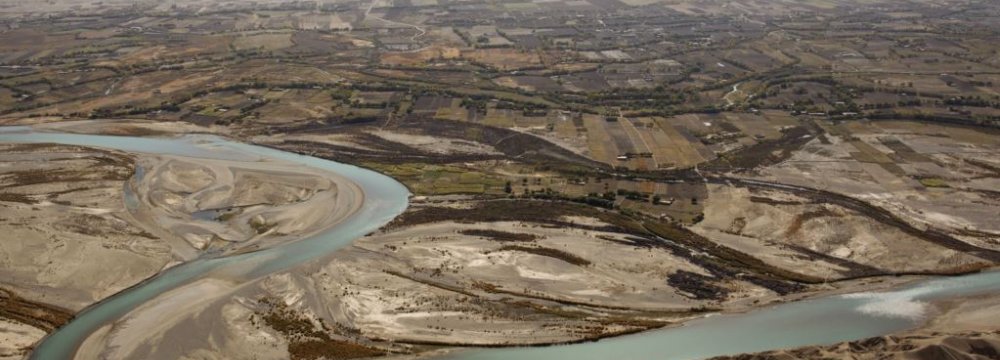 Hirmand Water Rights, Sistan Dust Storms Discussed With Afghans