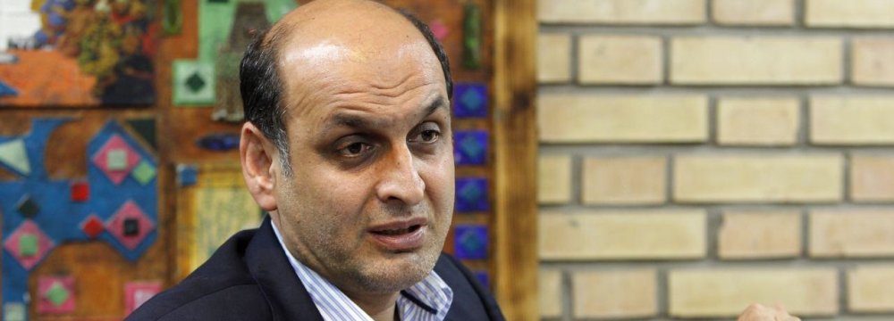 Expert Probes Impact of Sanctions on Iran’s Economy