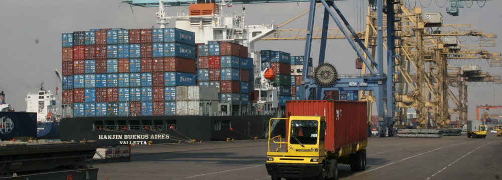 Iran's Non-Oil Foreign Trade Deficit at $1.5 Billion