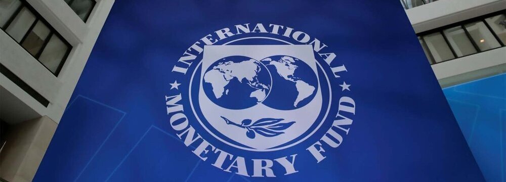 IMF Projects 2.5% Economic Growth for Iran in 2021