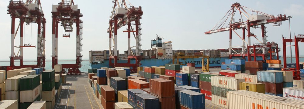 Trade With Neighbors Tops $40 Billion in Ten Months