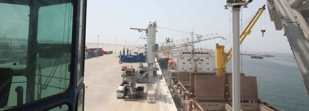 Iran's Trade With India Surpasses $2b 