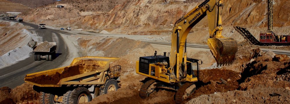 Mining Exports Increase 7.6% to Over $3.3 Billion in 1st Quarter