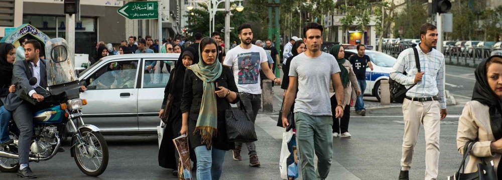 Iran's Q4 Labor Force Participation at 42.4%