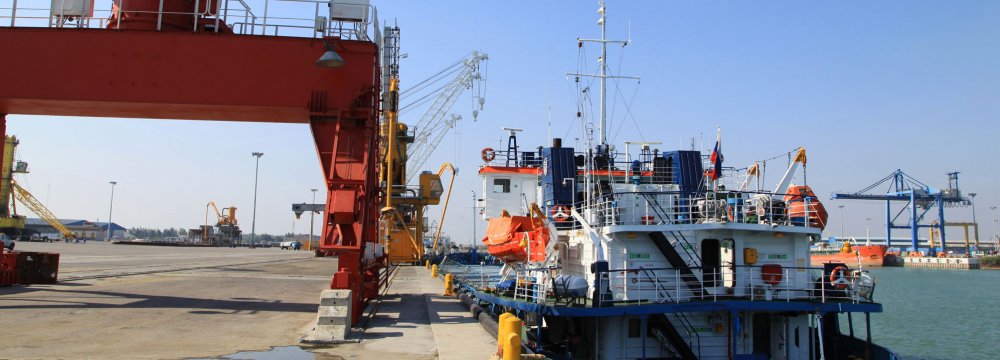 Exports From Amirabad Port Rise 27% in First Quarter  
